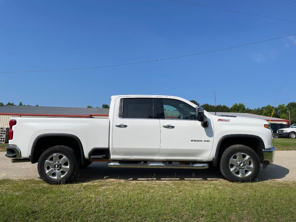 2020 Chevrolet Silverado - $35,999