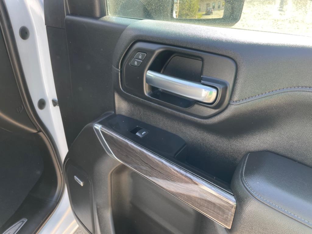 2020 Chevrolet Silverado 2500 LTZ photo