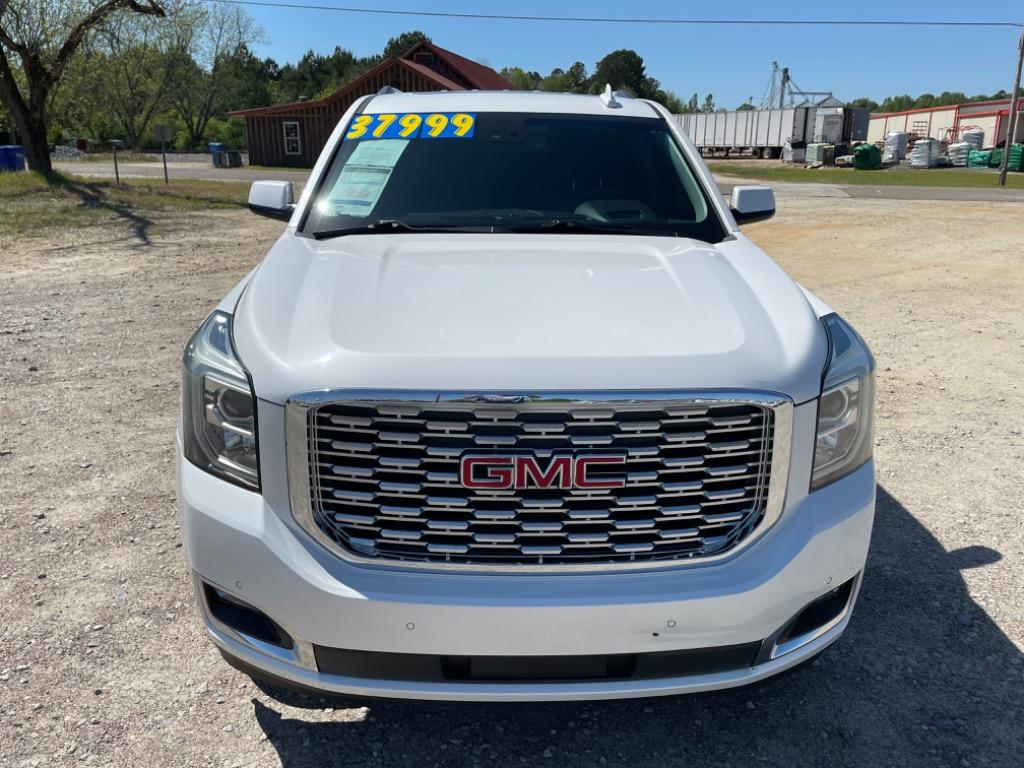 2019 GMC Yukon Denali photo