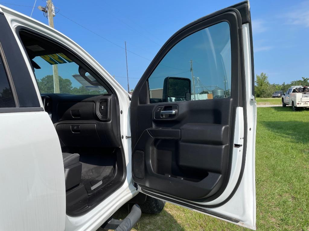 2020 Chevrolet Silverado 3500HD - $20,999
