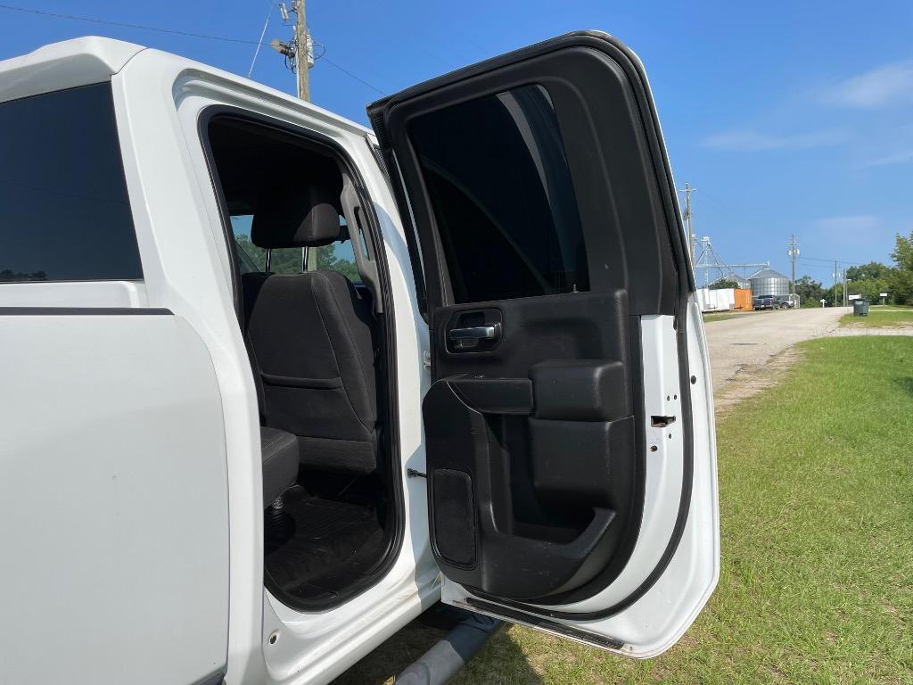 2020 Chevrolet Silverado 3500HD - $20,999