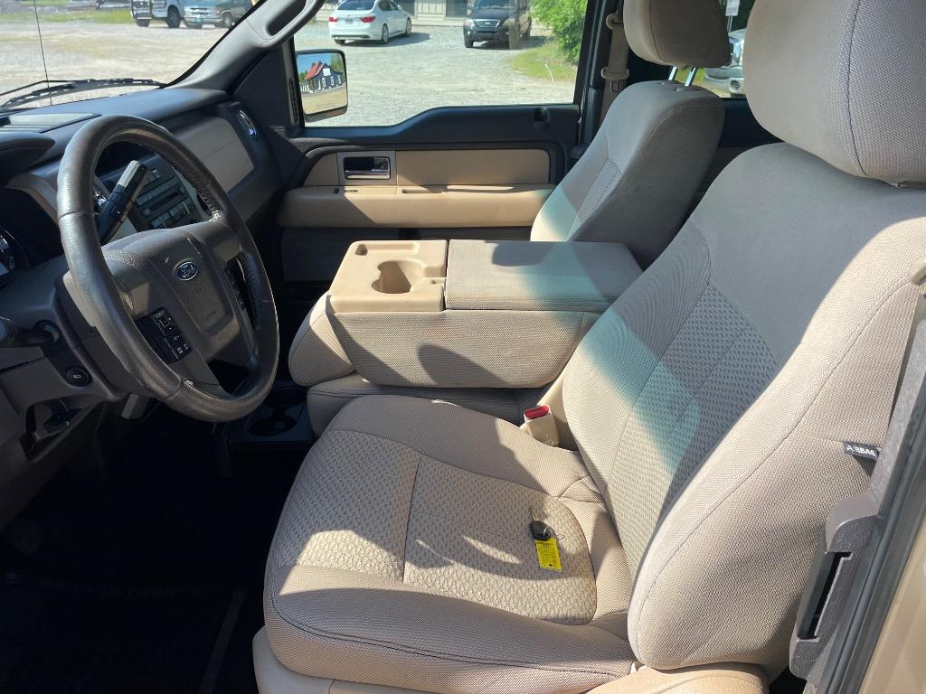 2011 Ford F-150 XL photo