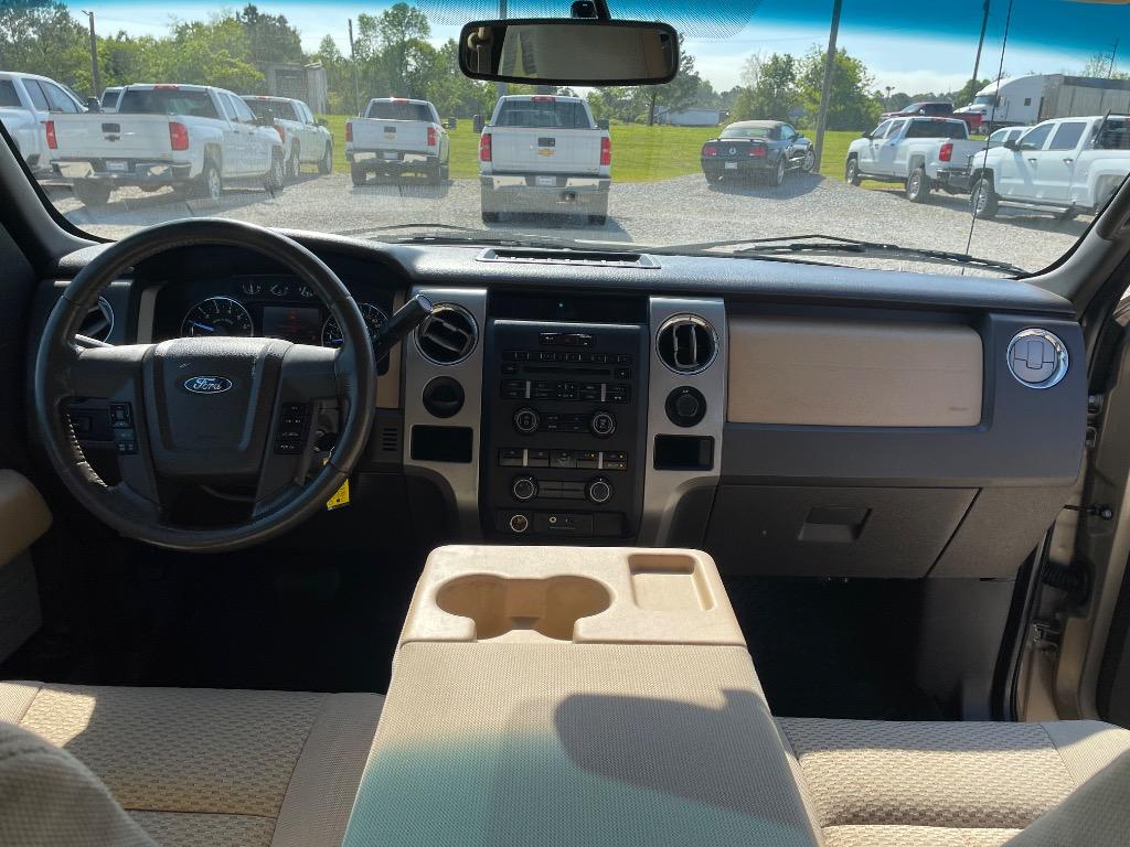 2011 Ford F-150 XL photo