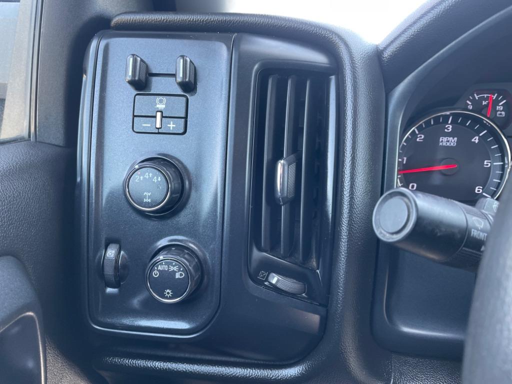 2018 Chevrolet Silverado 2500 W/T photo