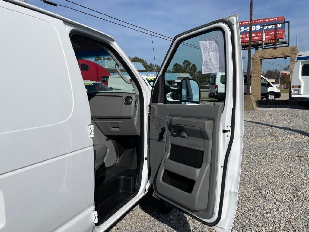 2014 Ford E-150 - $10,999