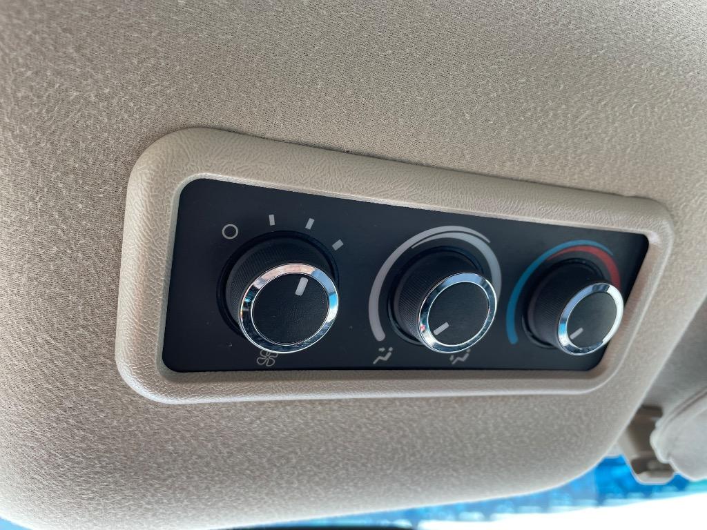 2016 Chevrolet Express - $24,999