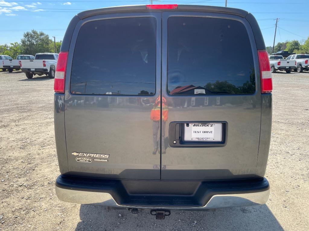 2016 Chevrolet Express - $24,999