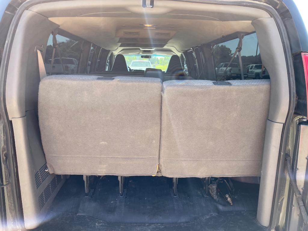 2016 Chevrolet Express - $24,999