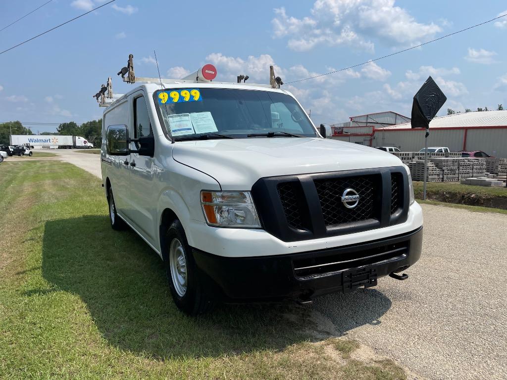 2016 Nissan Nv - $9,999