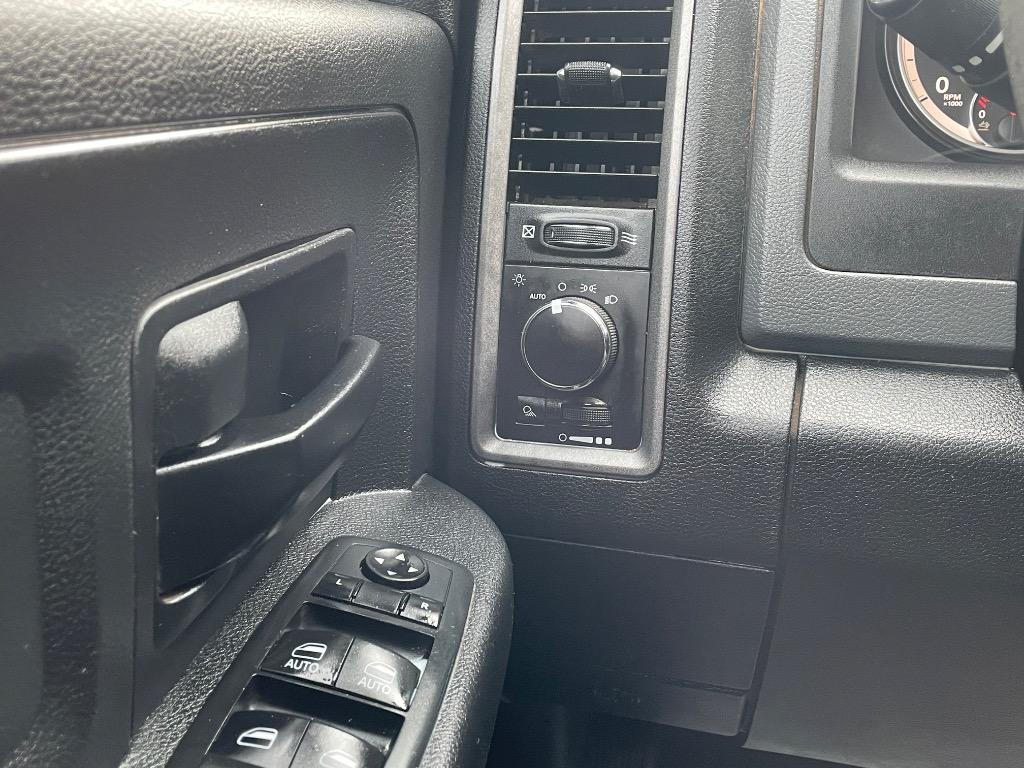 2017 Ram 2500 - $28,999
