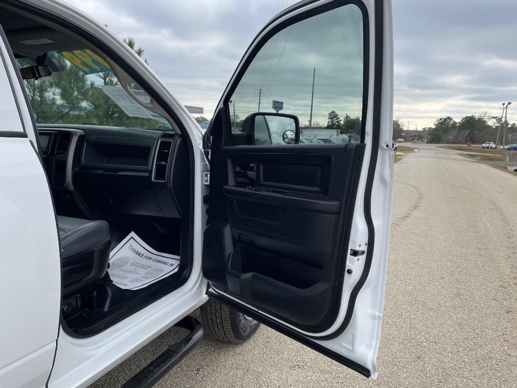 2017 Ram 2500 - $28,999