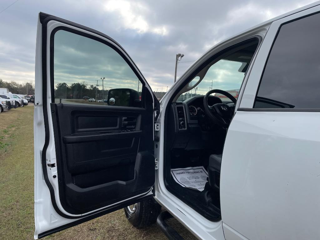 2017 Ram 2500 - $28,999