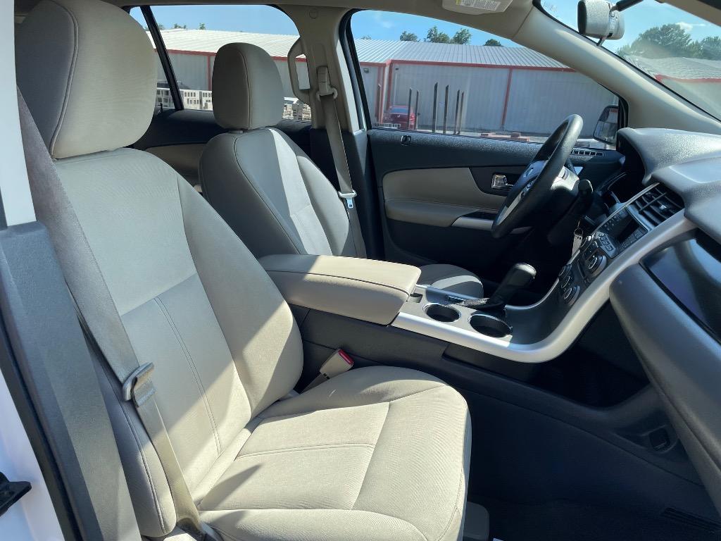 2013 Ford Edge - $5,999