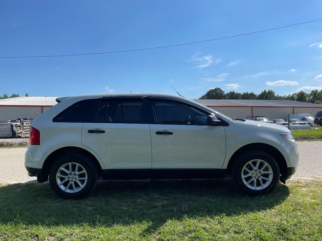 2013 Ford Edge - $5,999