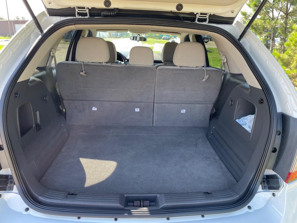 2013 Ford Edge - $5,999