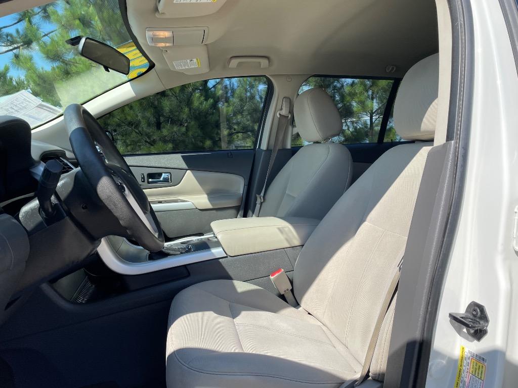 2013 Ford Edge - $5,999