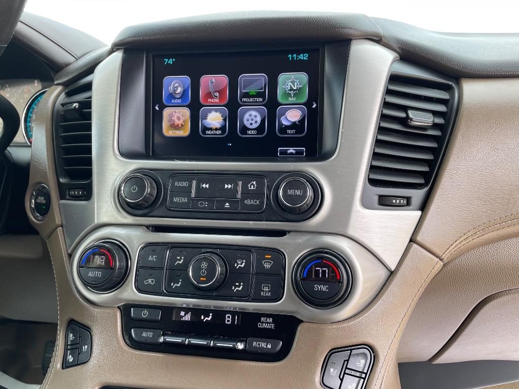 2017 GMC Yukon XL 1500 SLT photo
