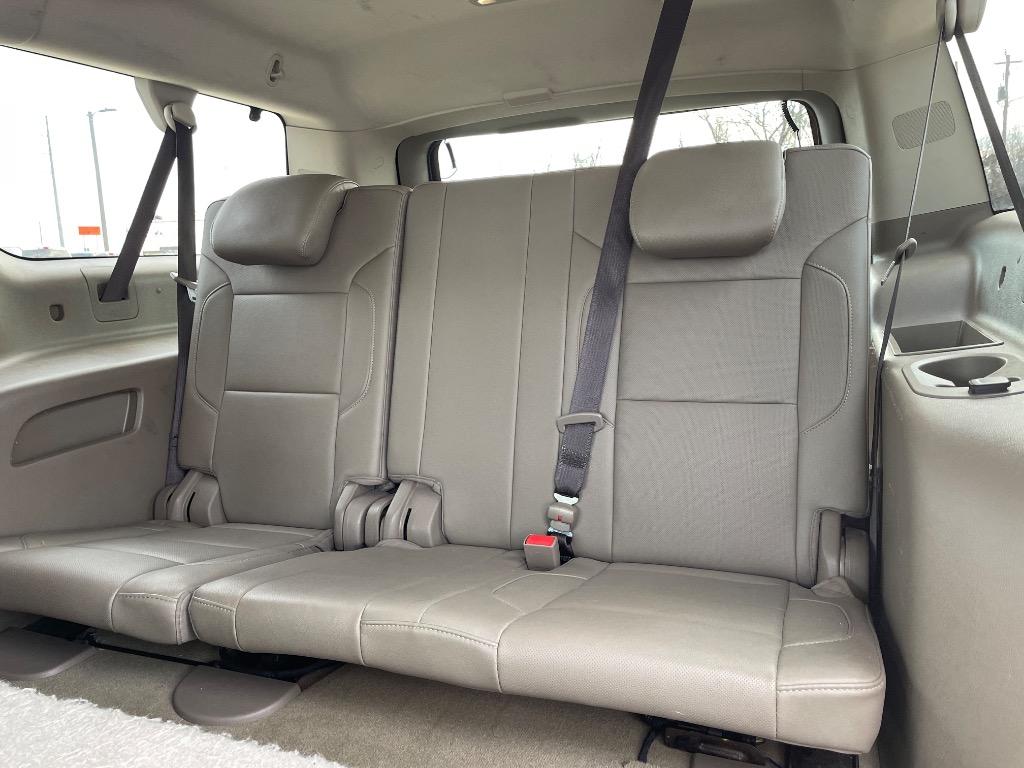 2017 GMC Yukon XL 1500 SLT photo