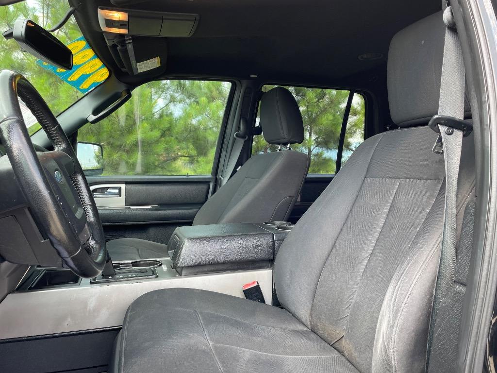2017 Ford Expedition - $9,999