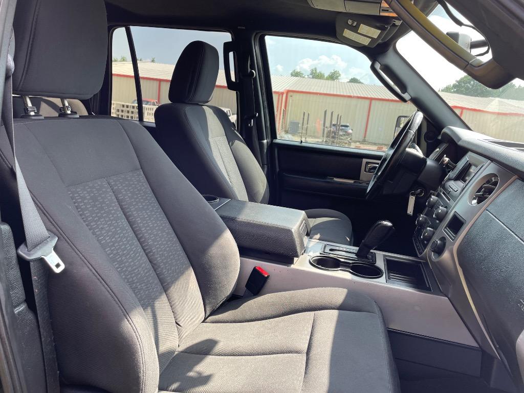 2017 Ford Expedition - $9,999