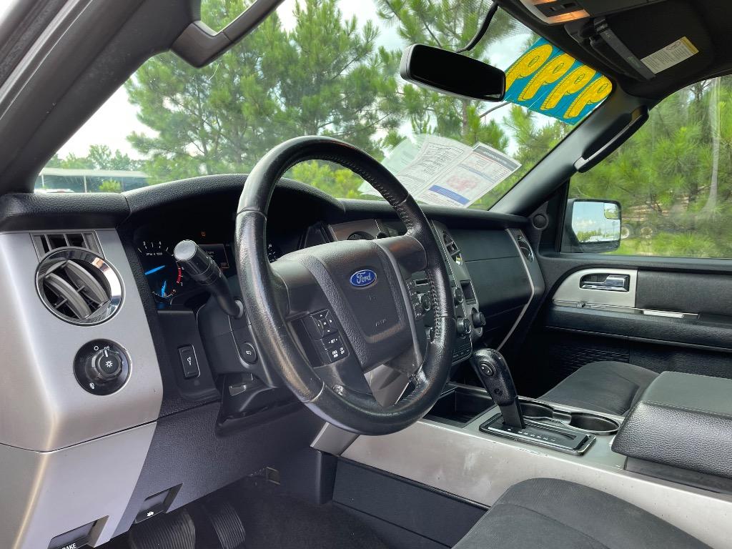 2017 Ford Expedition - $9,999