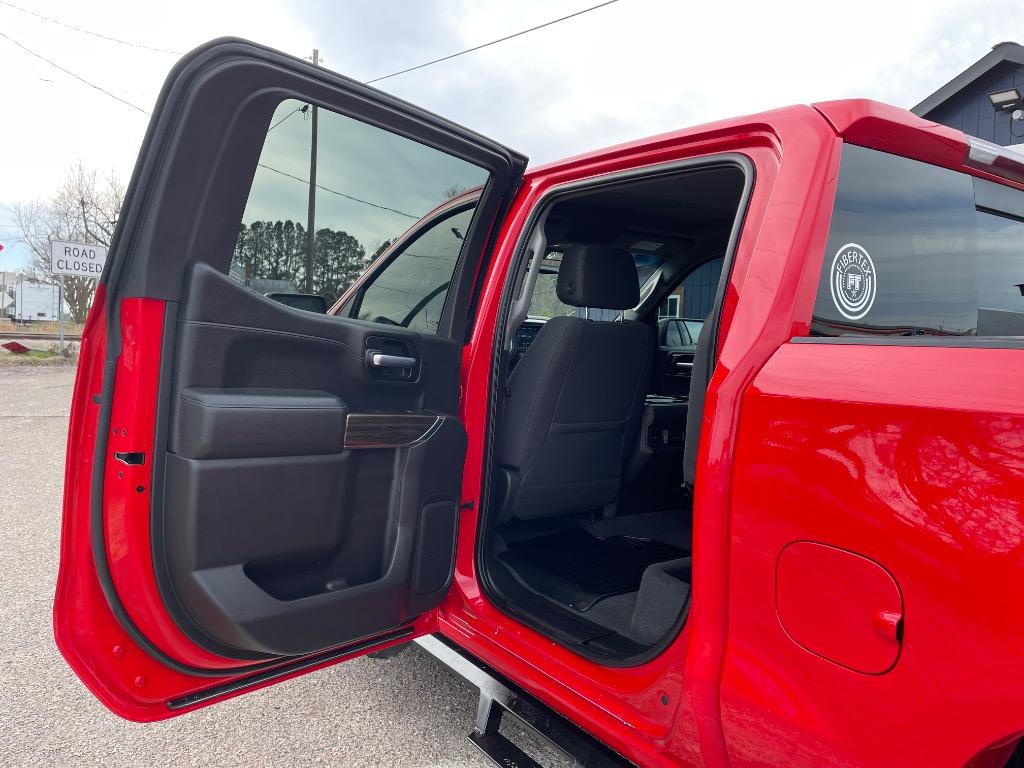 2021 Chevrolet Silverado - $32,999