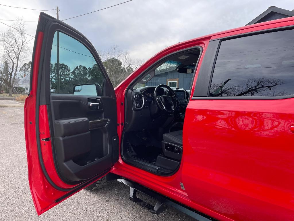 2021 Chevrolet Silverado - $32,999