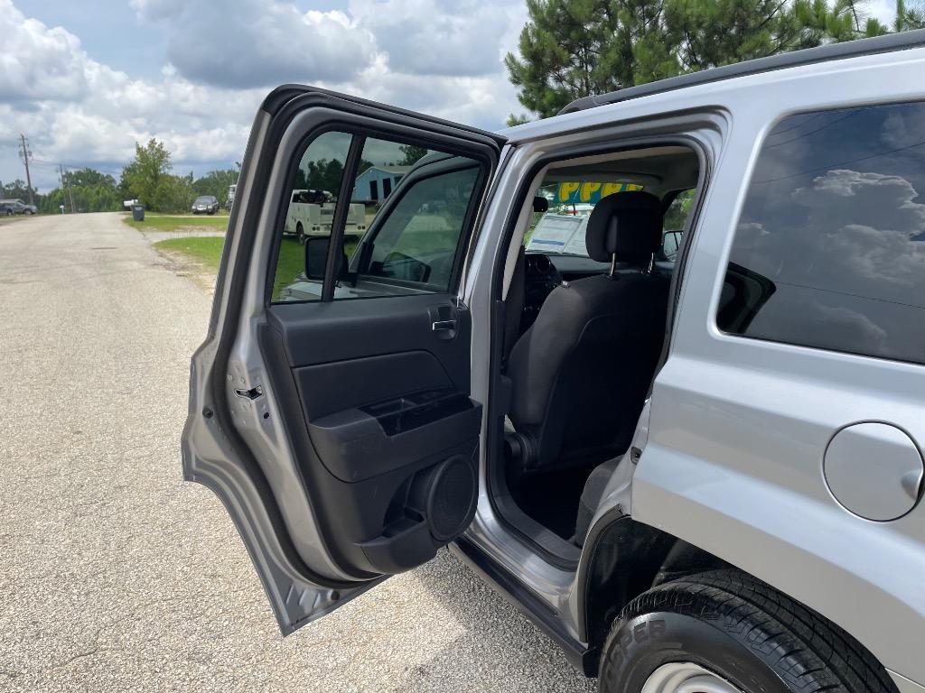 2017 Jeep Patriot - $7,999