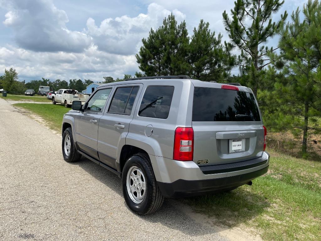 2017 Jeep Patriot - $7,999