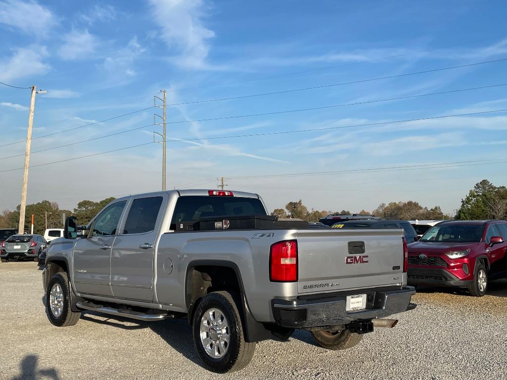2015 GMC Sierra 2500HD - $22,999