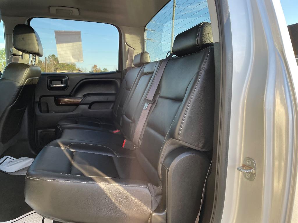2015 GMC Sierra 2500HD - $22,999