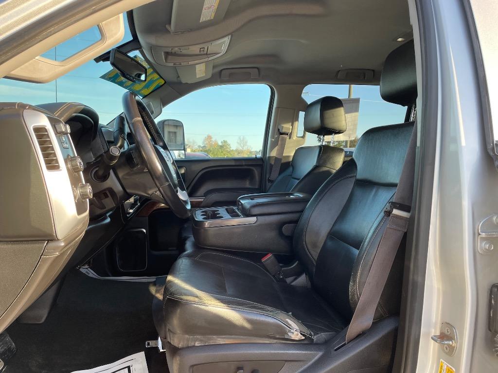 2015 GMC Sierra 2500HD - $22,999
