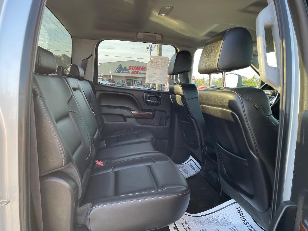 2015 GMC Sierra 2500HD - $22,999