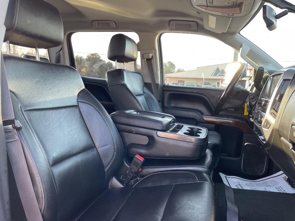 2015 GMC Sierra 2500HD - $22,999
