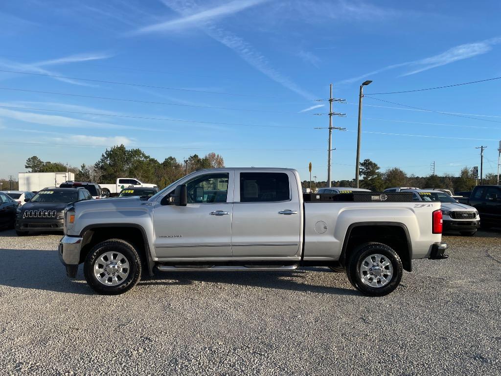 2015 GMC Sierra 2500HD - $22,999