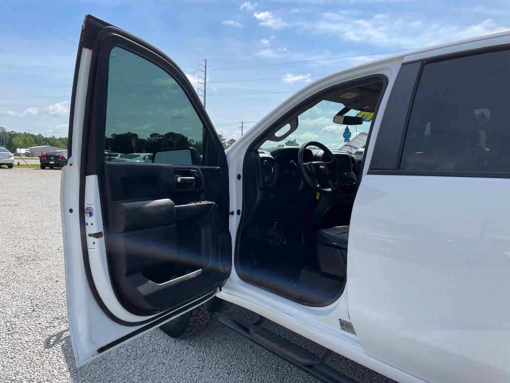 2020 Chevrolet Silverado 2500HD - $27,999