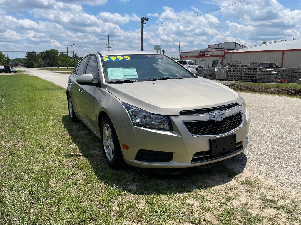 2013 Chevrolet Cruze - $5,999