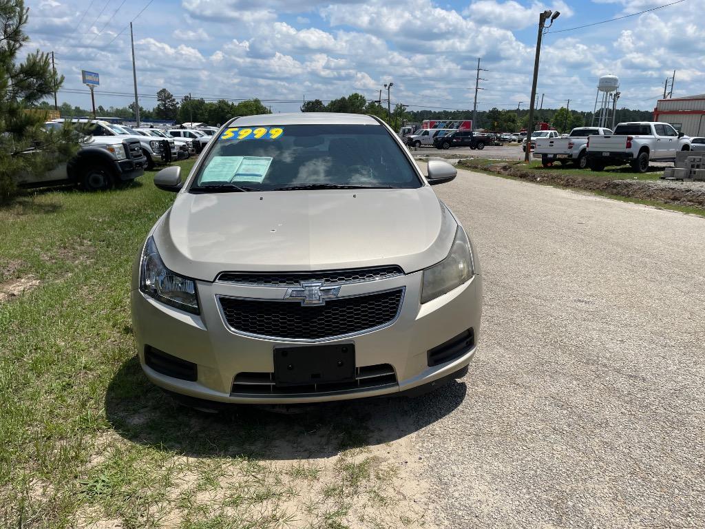 2013 Chevrolet Cruze - $5,999