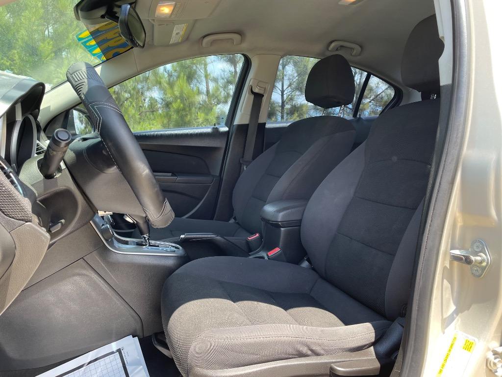 2013 Chevrolet Cruze - $5,999