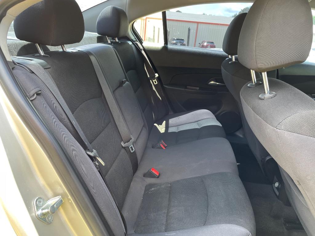 2013 Chevrolet Cruze - $5,999