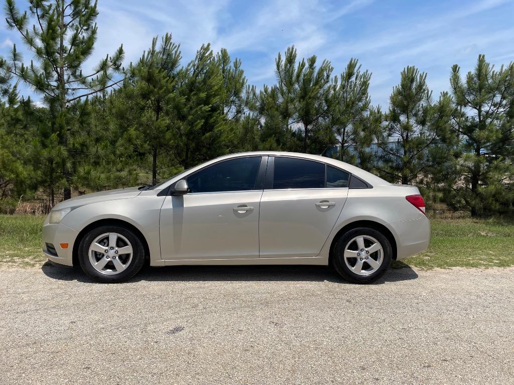 2013 Chevrolet Cruze - $5,999