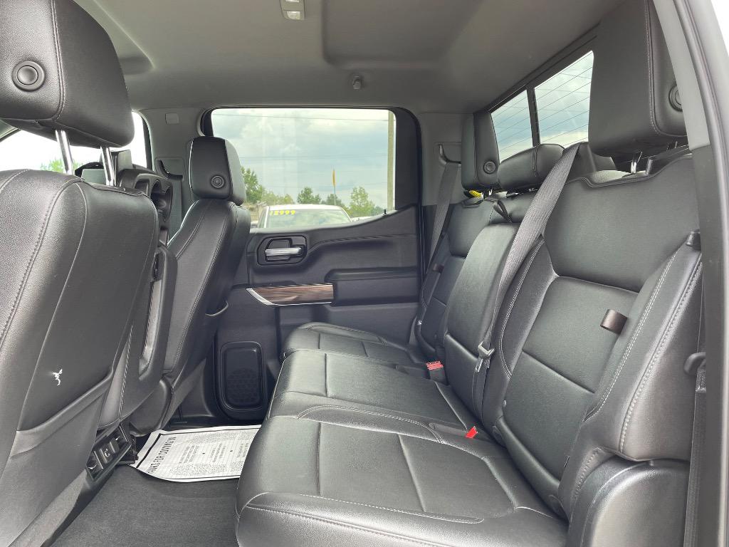 2021 Chevrolet Silverado 1500 - $31,999