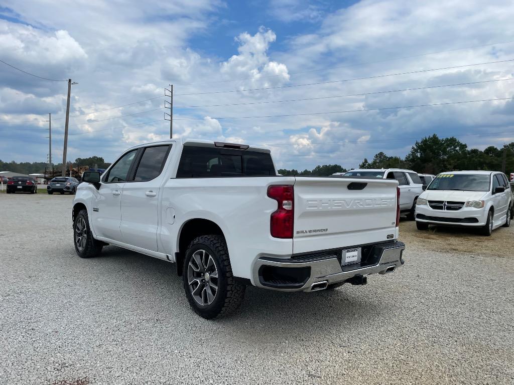 2021 Chevrolet Silverado 1500 - $31,999