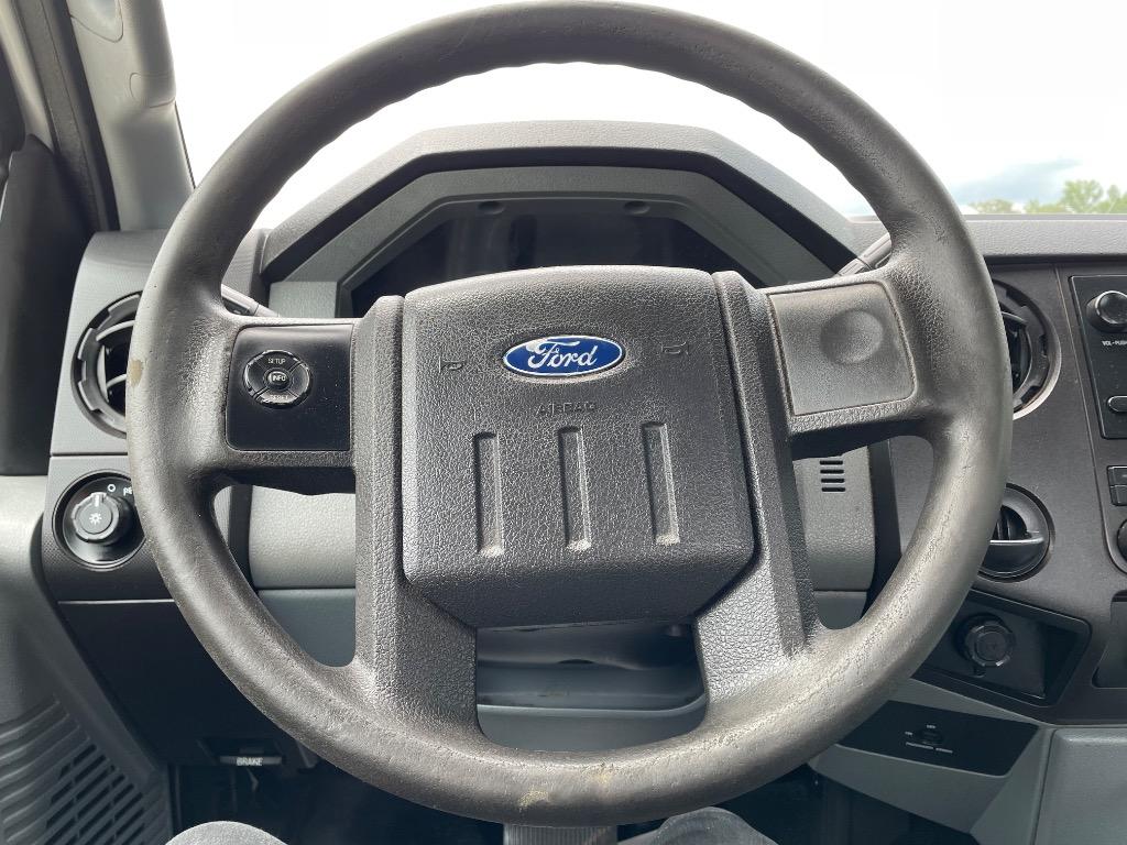2012 Ford F-450 Super Duty - $9,999