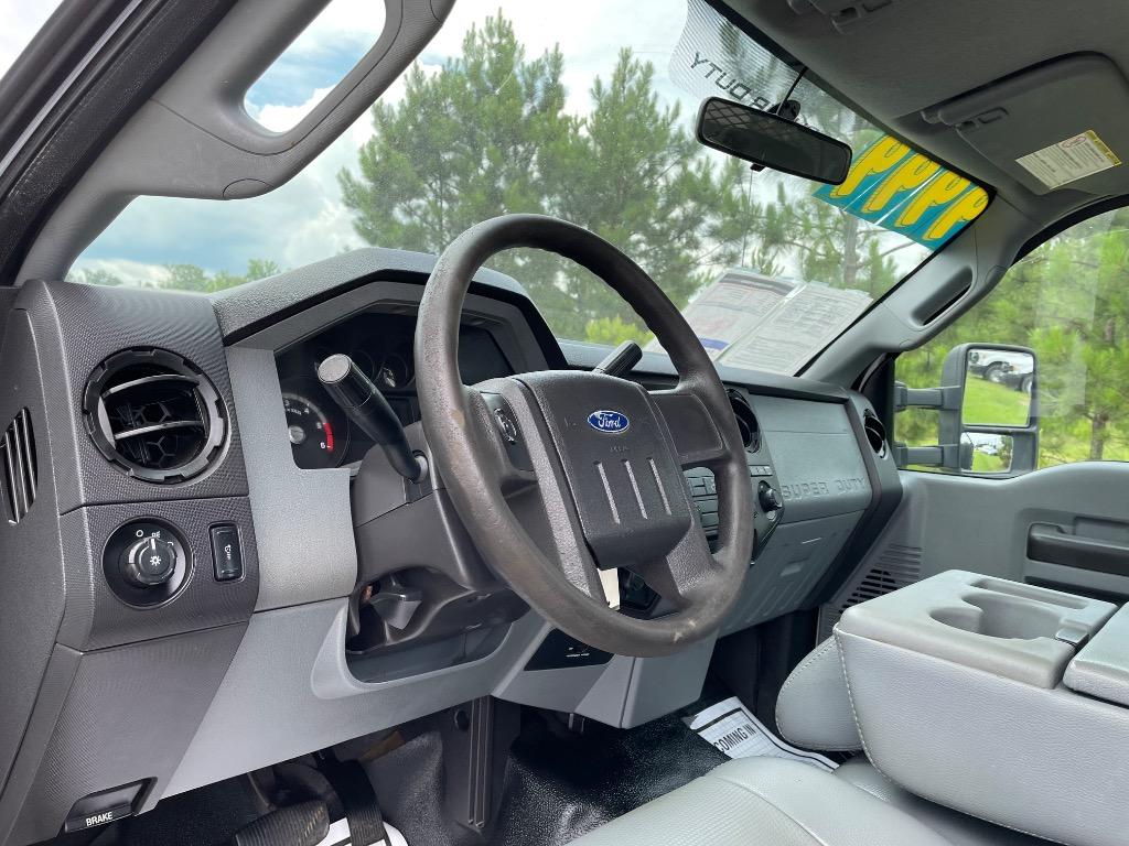 2012 Ford F-450 Super Duty - $9,999