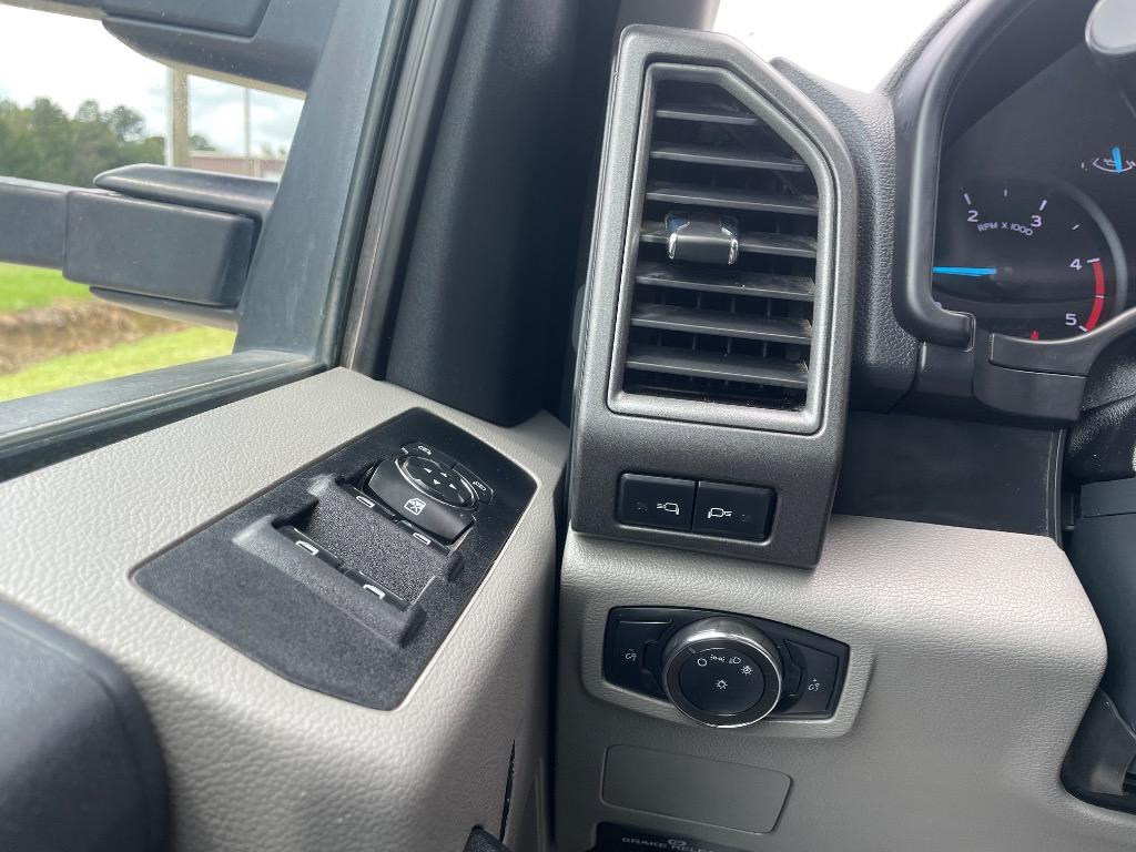 2022 Ford F-350 - $39,999