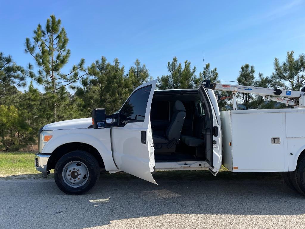 2011 Ford F-350 Super Duty - $24,999