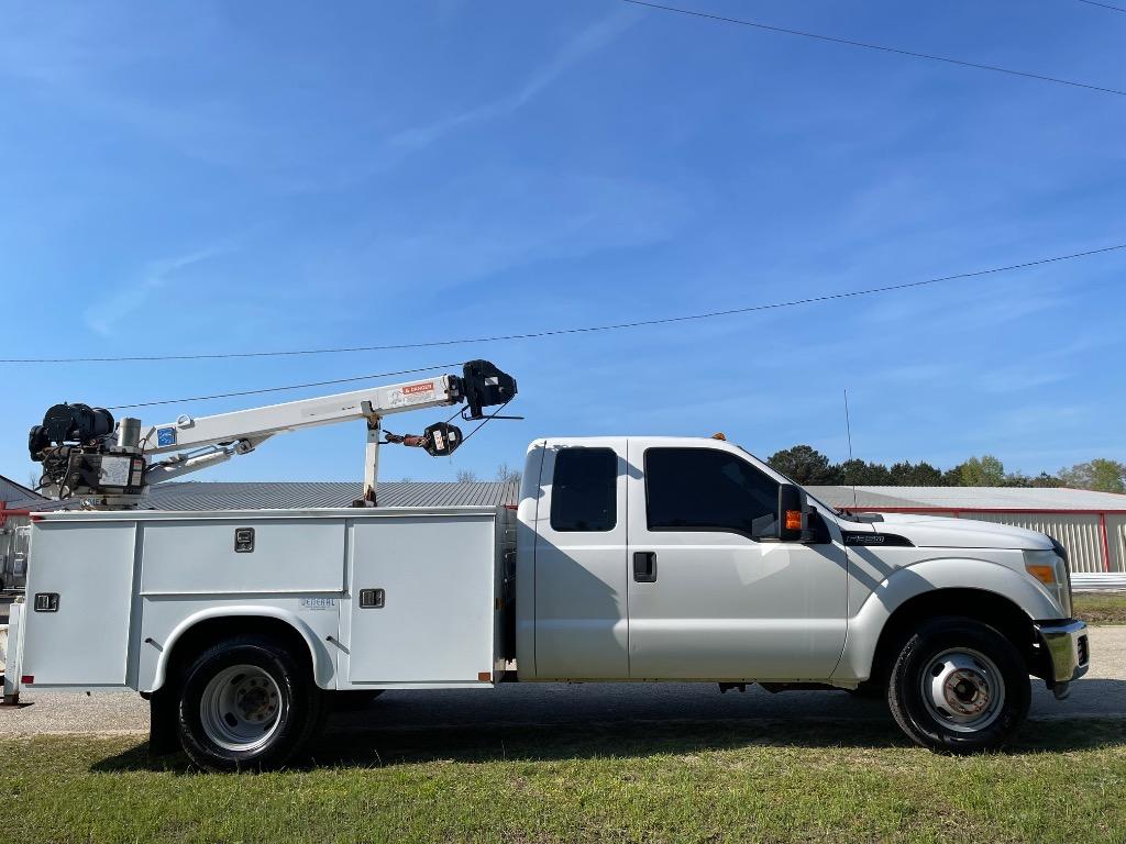 2011 Ford F-350 Super Duty - $24,999