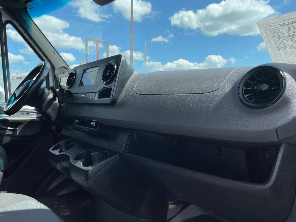 2022 Mercedes-Benz Sprinter - $25,999