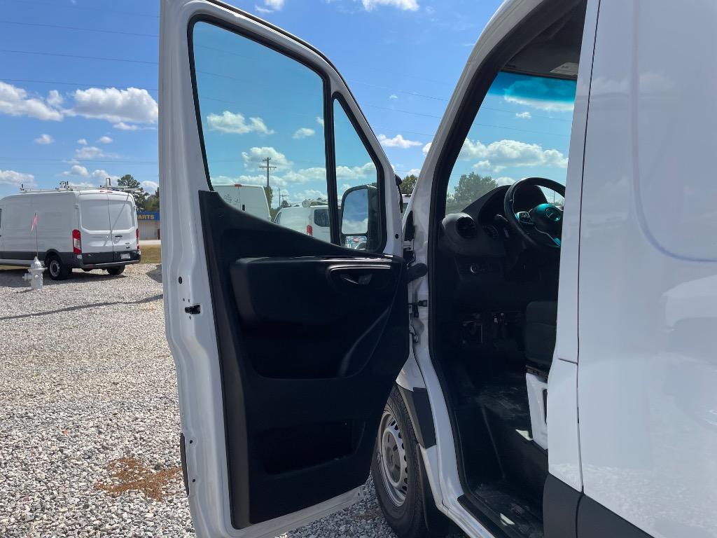 2022 Mercedes-Benz Sprinter - $25,999